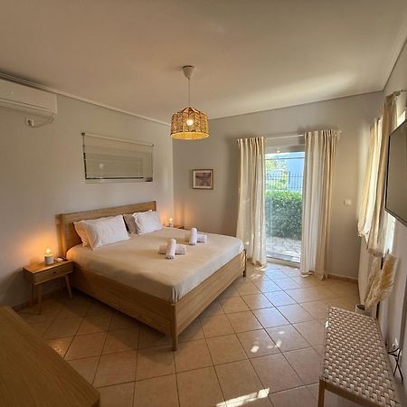 Affittacamere Anavyssos Garden House Palaiá Fókaia Esterno foto