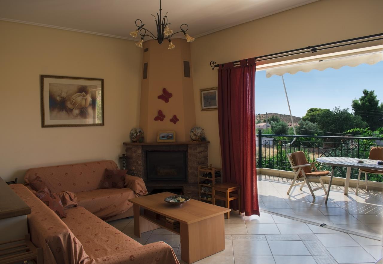 Affittacamere Anavyssos Garden House Palaiá Fókaia Esterno foto