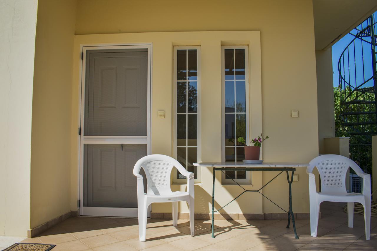 Affittacamere Anavyssos Garden House Palaiá Fókaia Esterno foto