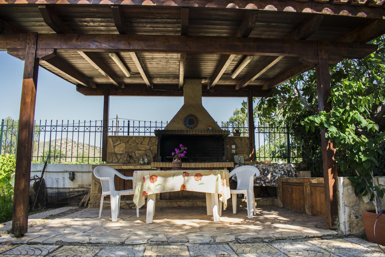 Affittacamere Anavyssos Garden House Palaiá Fókaia Esterno foto